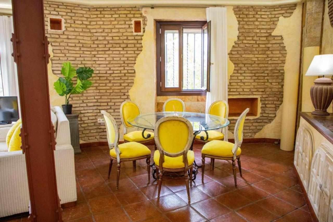 Monkeys Apartments Adriano & Terrace Sevilha Exterior foto