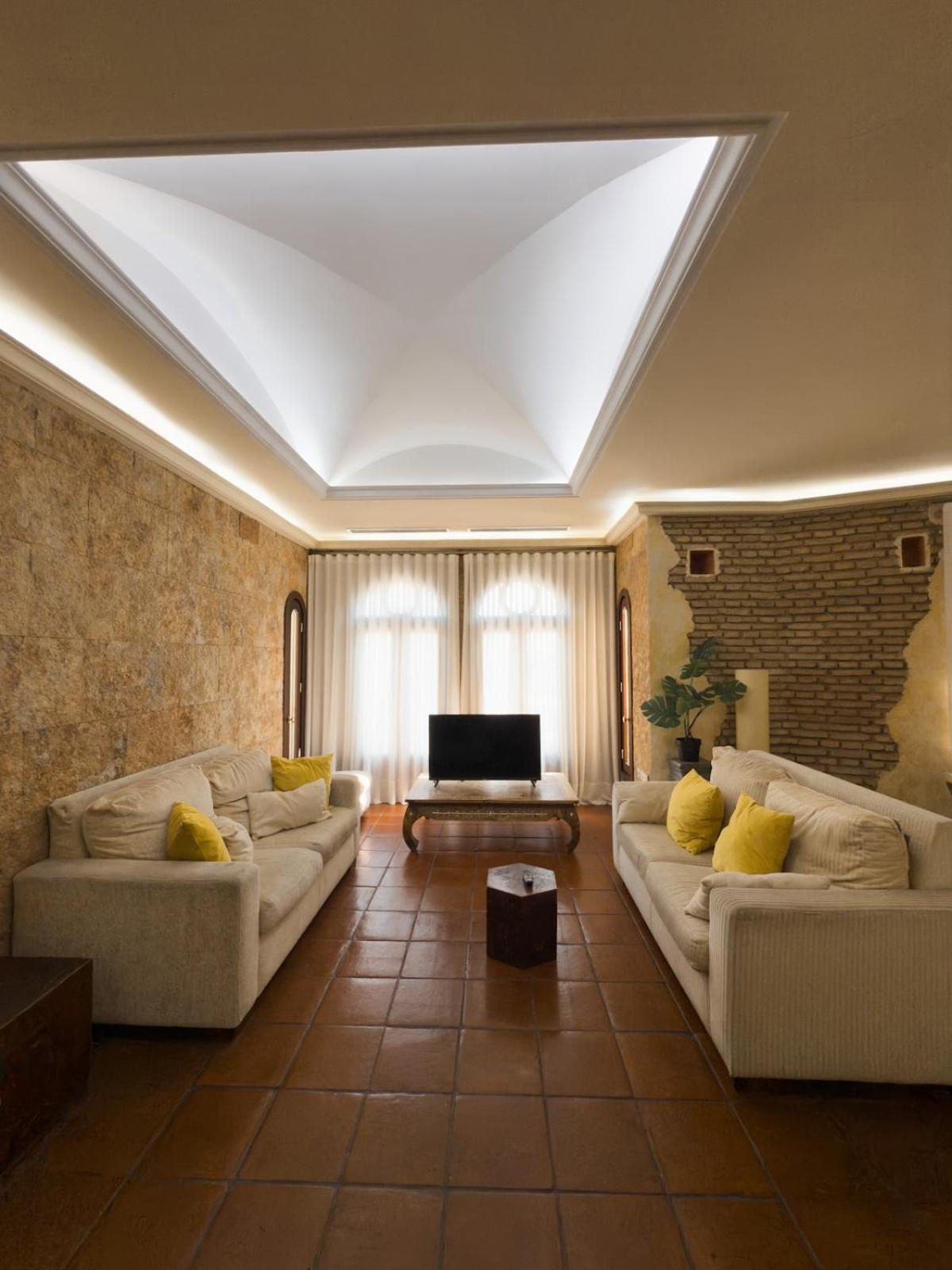 Monkeys Apartments Adriano & Terrace Sevilha Exterior foto